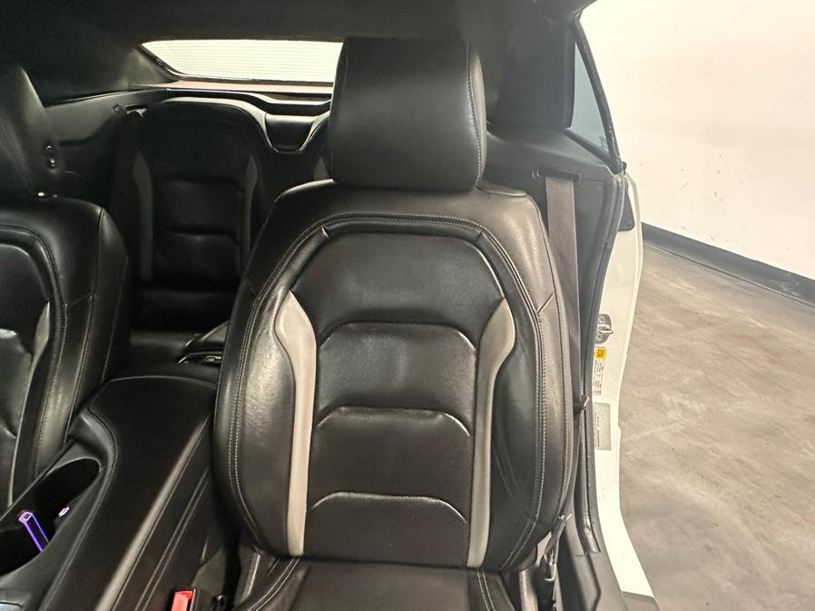 2016 Chevrolet Camaro 2dr Conv LT w/2LT photo
