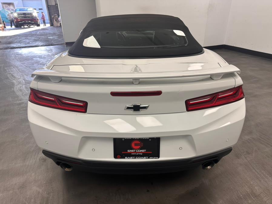 2016 Chevrolet Camaro 2dr Conv LT w/2LT photo