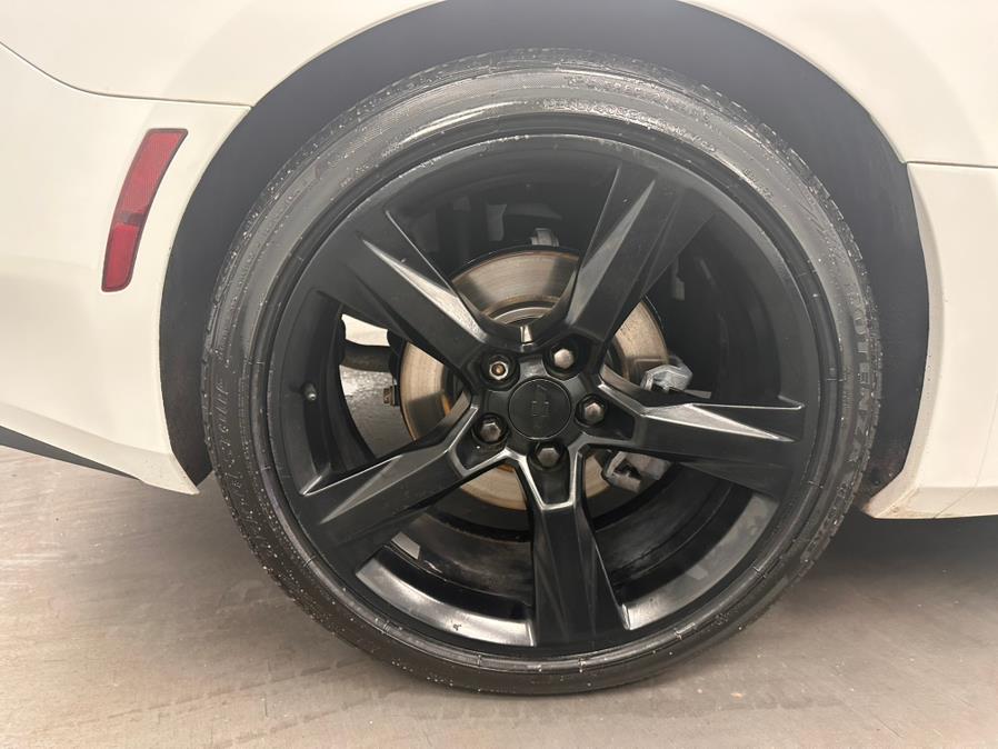 2016 Chevrolet Camaro 2dr Conv LT w/2LT photo