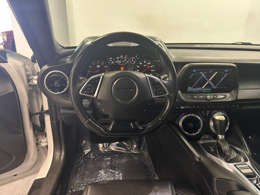 2016 Chevrolet Camaro 2dr Conv LT w/2LT photo