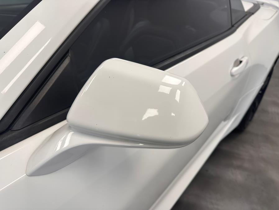 2016 Chevrolet Camaro 2dr Conv LT w/2LT photo