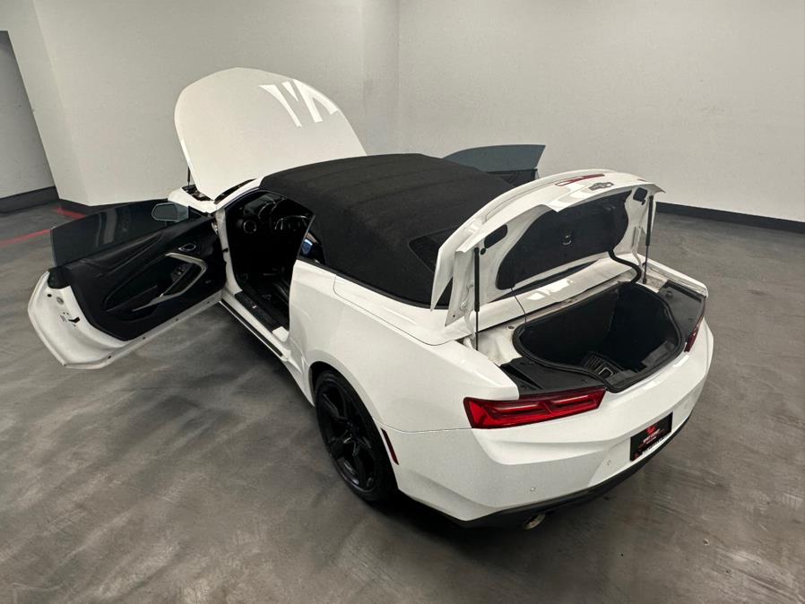 2016 Chevrolet Camaro 2dr Conv LT w/2LT photo