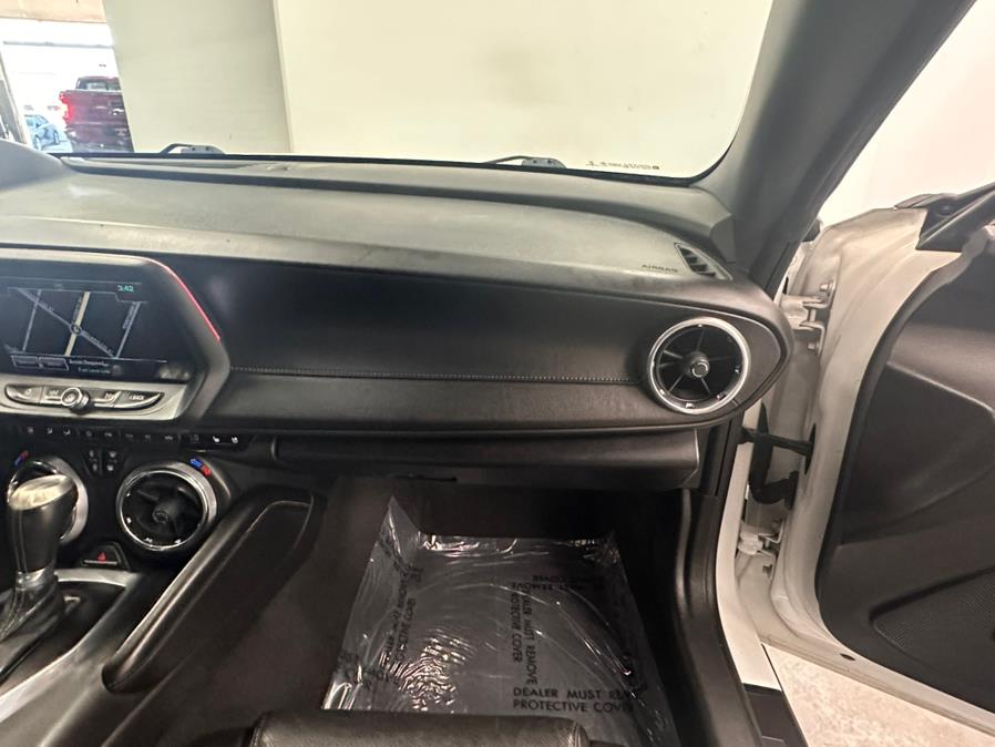 2016 Chevrolet Camaro 2dr Conv LT w/2LT photo