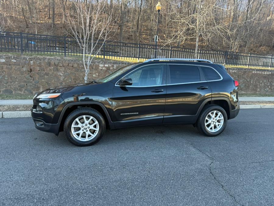 2016 Jeep Cherokee 4WD 4dr Latitude photo
