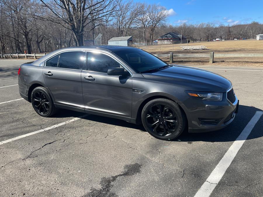 2015 Ford Taurus 4dr Sdn SHO AWD photo