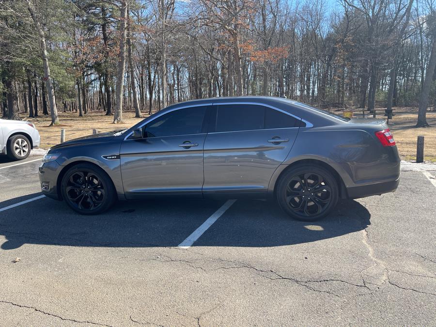 2015 Ford Taurus 4dr Sdn SHO AWD photo