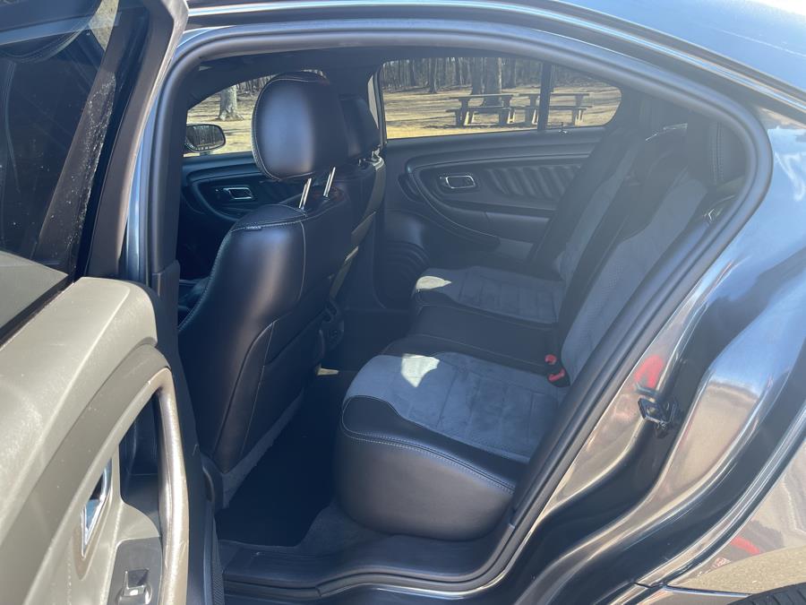 2015 Ford Taurus 4dr Sdn SHO AWD photo