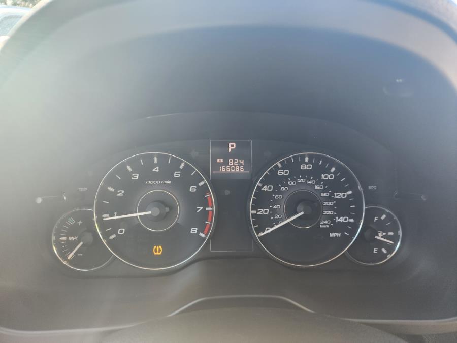 2011 Subaru Outback 2.5i Limited photo