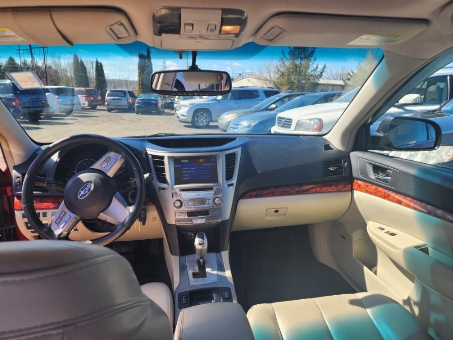 2011 Subaru Outback 2.5i Limited photo