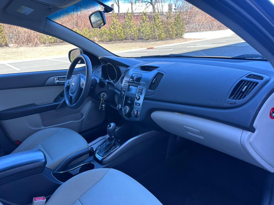 2013 Kia Forte EX photo