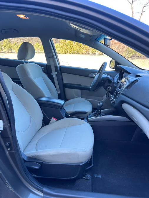 2013 Kia Forte EX photo