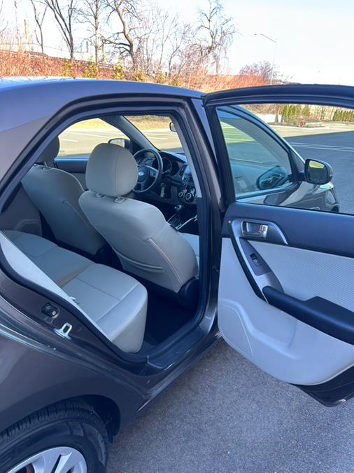 2013 Kia Forte EX photo