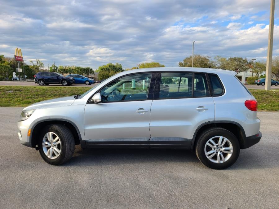 2014 Volkswagen Tiguan S photo