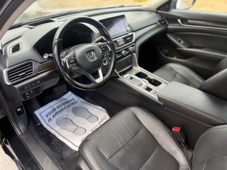2020 Honda Accord TOURING photo