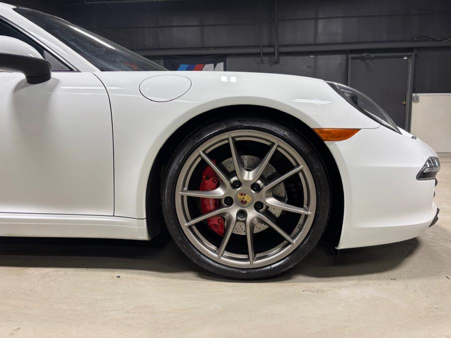 2015 Porsche 911 2dr Cpe Carrera S photo