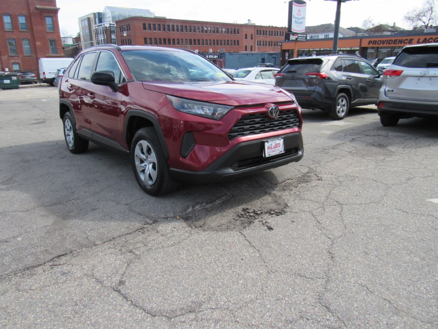 2019 Toyota RAV4 LE photo