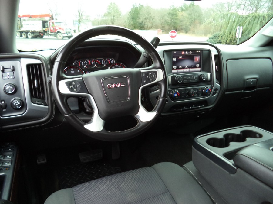 2015 GMC Sierra 1500 4WD Crew Cab 143.5