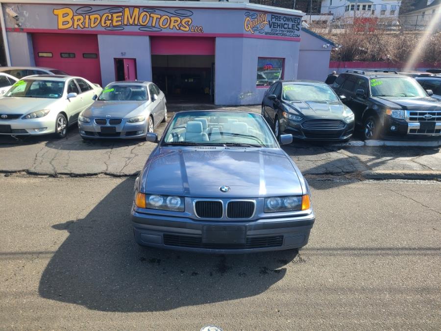 1999 BMW 3-Series 323i photo