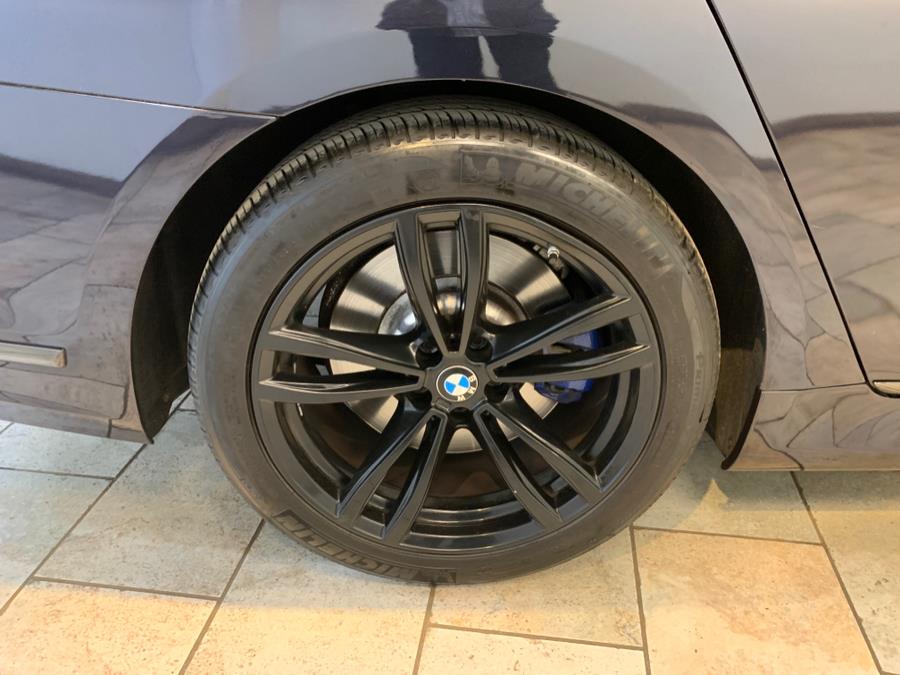 2022 BMW 7-Series 750i xDrive Sedan photo