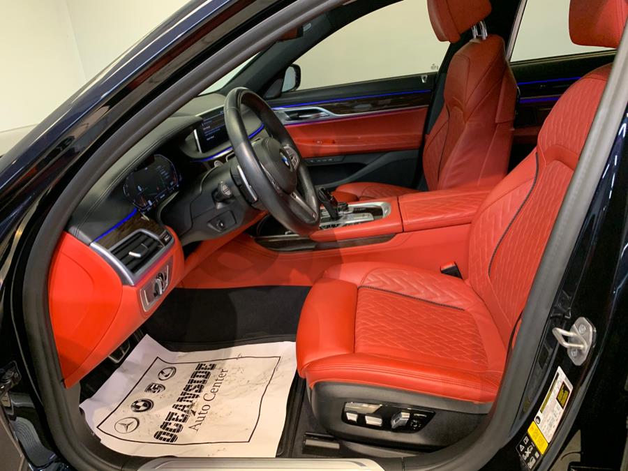 2022 BMW 7-Series 750i xDrive Sedan photo