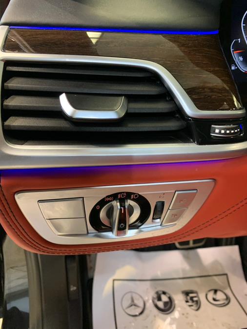 2022 BMW 7-Series 750i xDrive Sedan photo