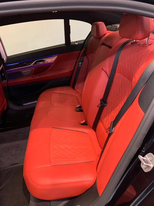 2022 BMW 7-Series 750i xDrive Sedan photo