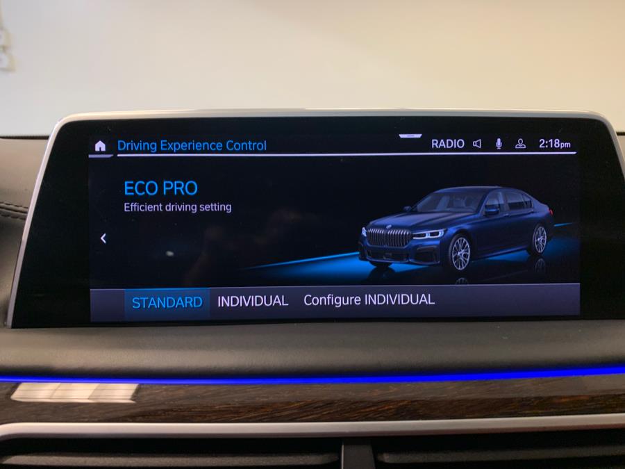 2022 BMW 7-Series 750i xDrive Sedan photo