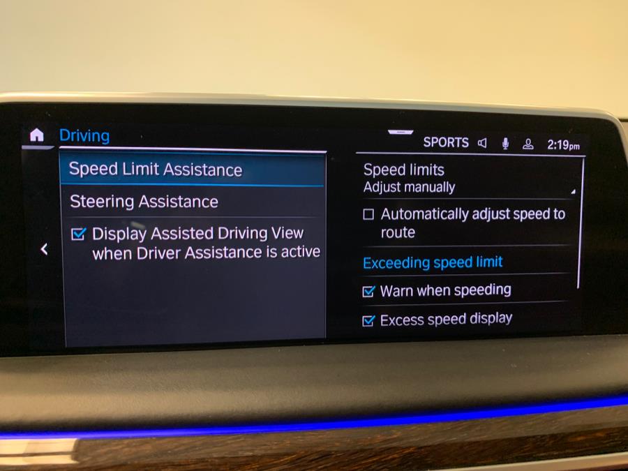 2022 BMW 7-Series 750i xDrive Sedan photo