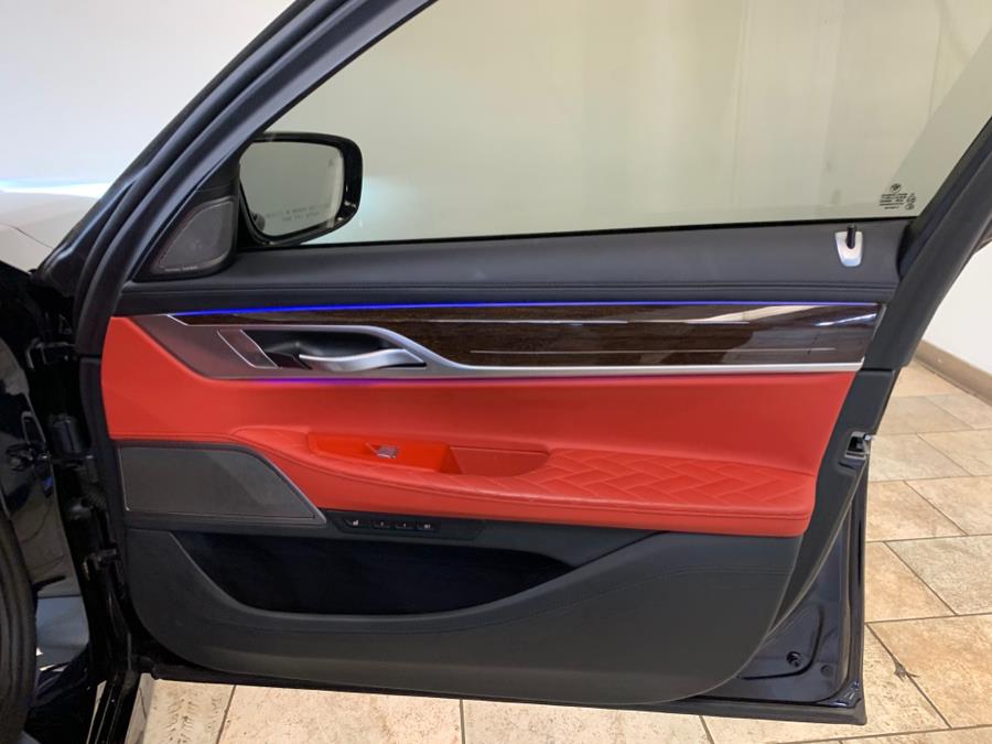 2022 BMW 7-Series 750i xDrive Sedan photo