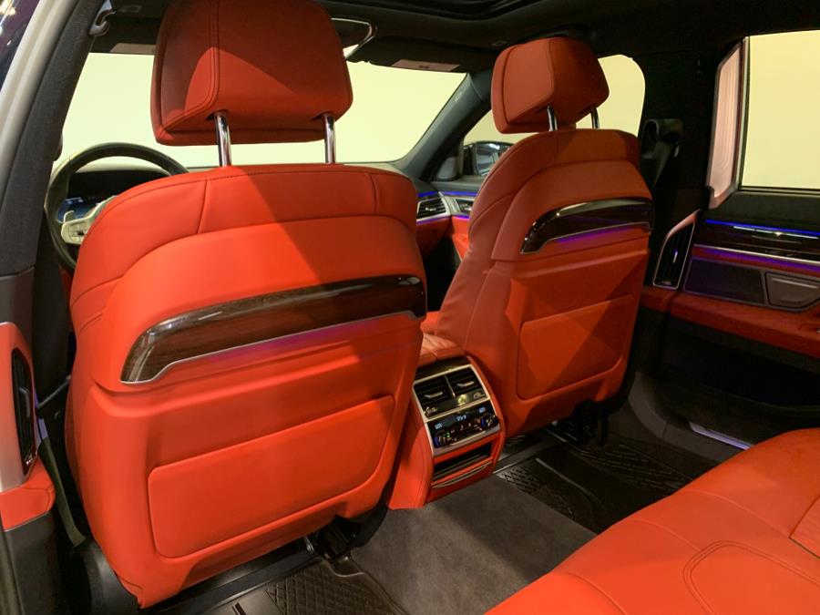 2022 BMW 7-Series 750i xDrive Sedan photo