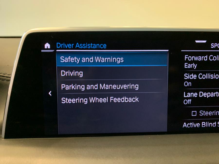 2022 BMW 7-Series 750i xDrive Sedan photo