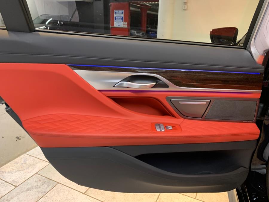 2022 BMW 7-Series 750i xDrive Sedan photo