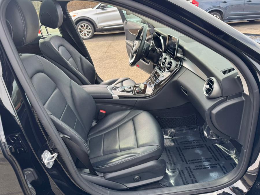 2017 Mercedes-Benz C-Class C 300 4MATIC Sedan photo