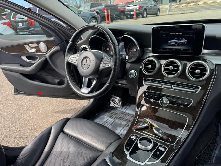 2017 Mercedes-Benz C-Class C 300 4MATIC Sedan photo