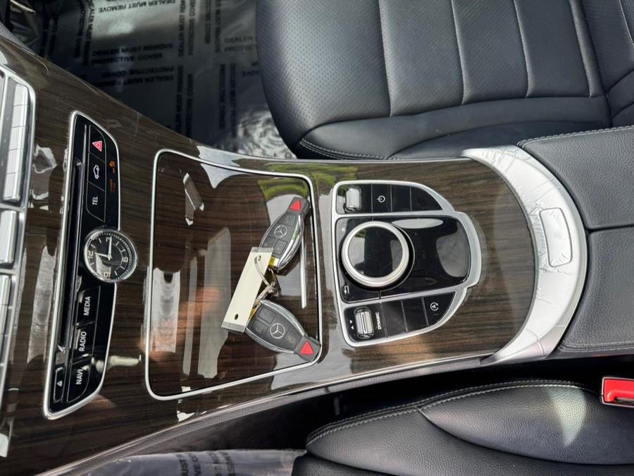 2017 Mercedes-Benz C-Class C 300 4MATIC Sedan photo