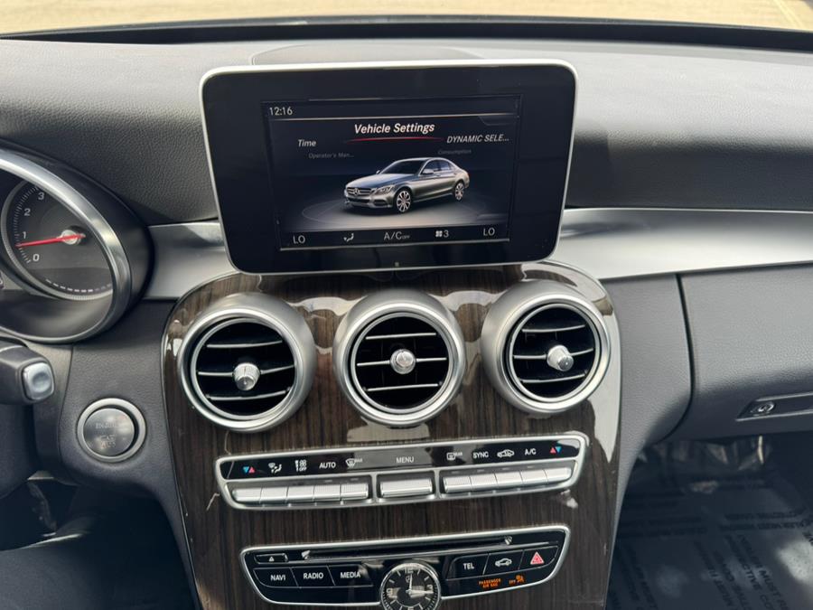 2017 Mercedes-Benz C-Class C 300 4MATIC Sedan photo