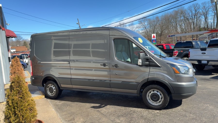 2015 Ford Other 250 photo