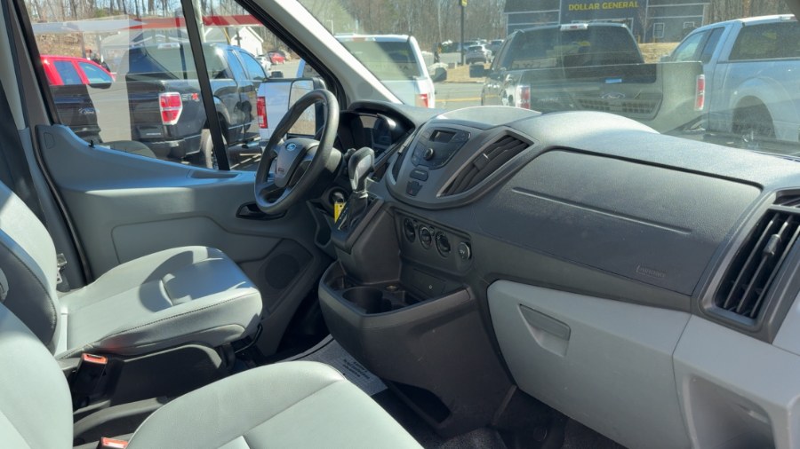 2015 Ford Other 250 photo