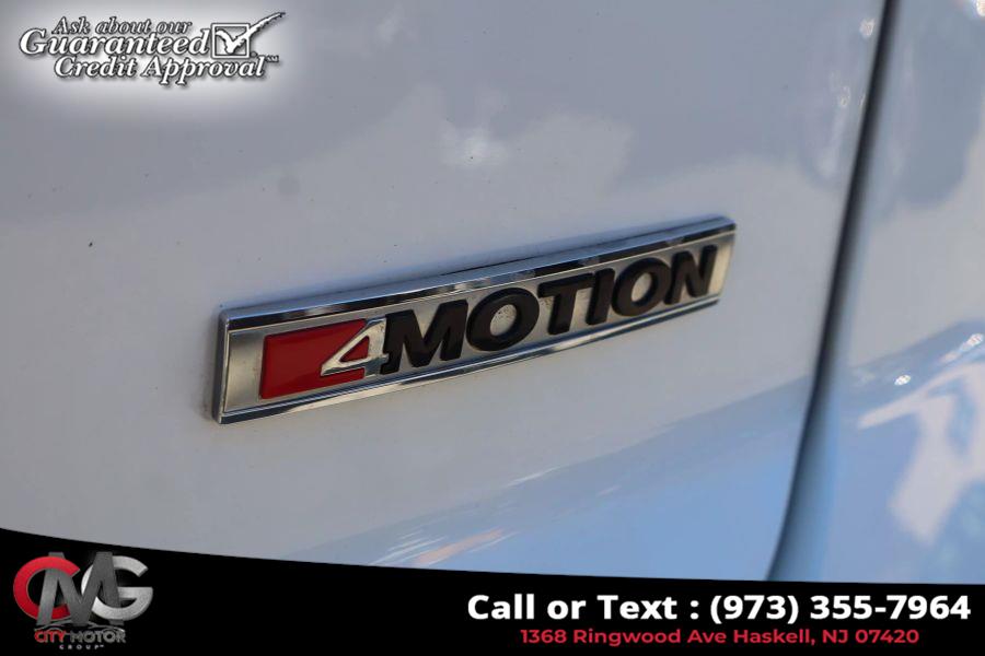 2021 Volkswagen Atlas Cross Sport SEL Premium R-Line 4Motion Spo photo
