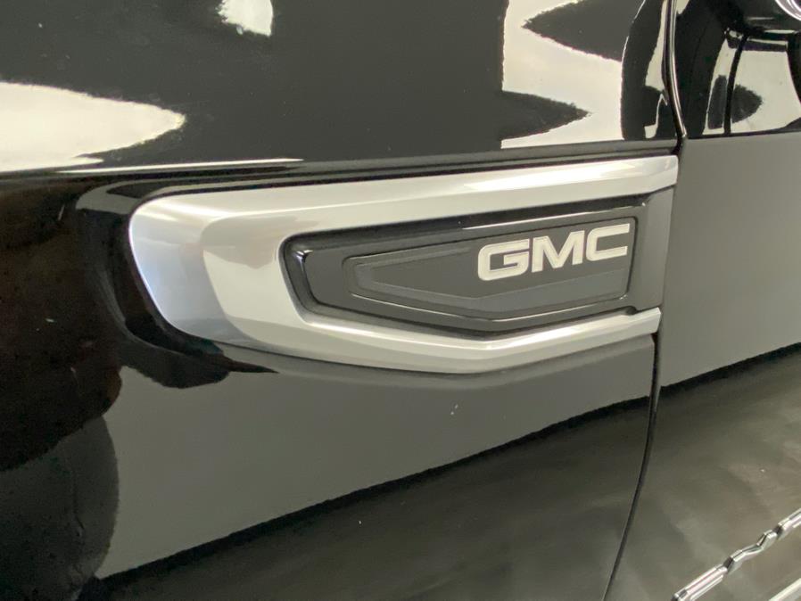 2021 GMC Yukon 4WD 4dr Denali photo
