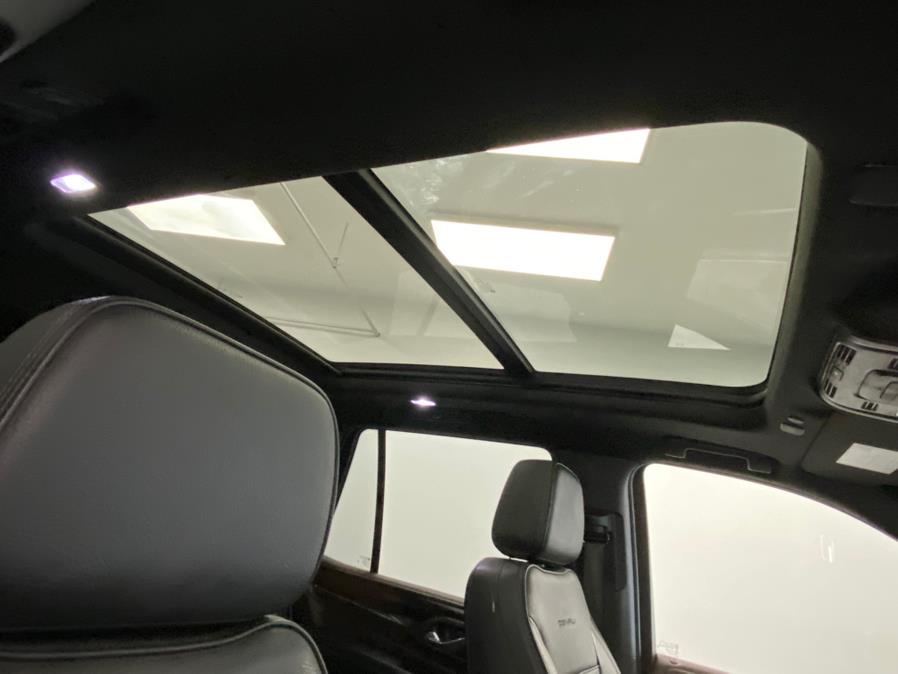 2021 GMC Yukon 4WD 4dr Denali photo