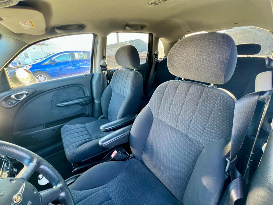 2004 Chrysler PT Cruiser Touring Edition photo