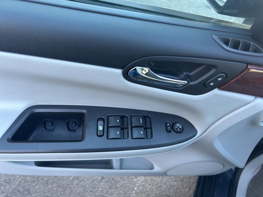 2008 Chevrolet Impala LS photo