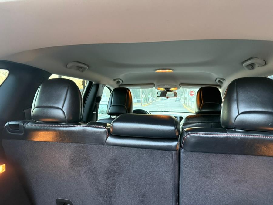 2015 Jeep Cherokee 4WD 4dr Trailhawk photo