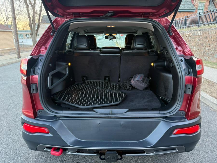 2015 Jeep Cherokee 4WD 4dr Trailhawk photo