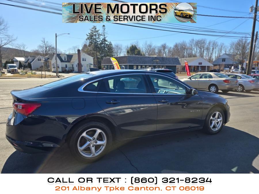 2016 Chevrolet Malibu 4dr Sdn LS w/1LS photo