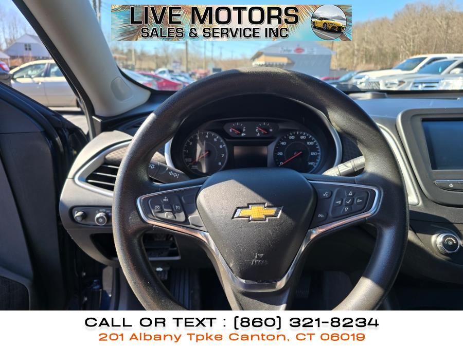 2016 Chevrolet Malibu 4dr Sdn LS w/1LS photo