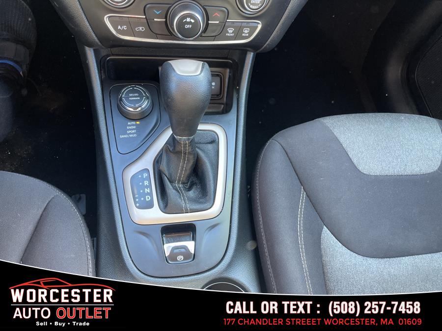 2014 Jeep Cherokee Latitude photo