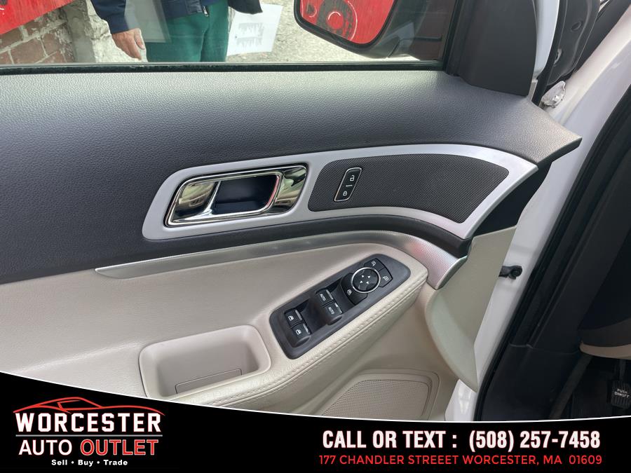 2013 Ford Explorer XLT photo