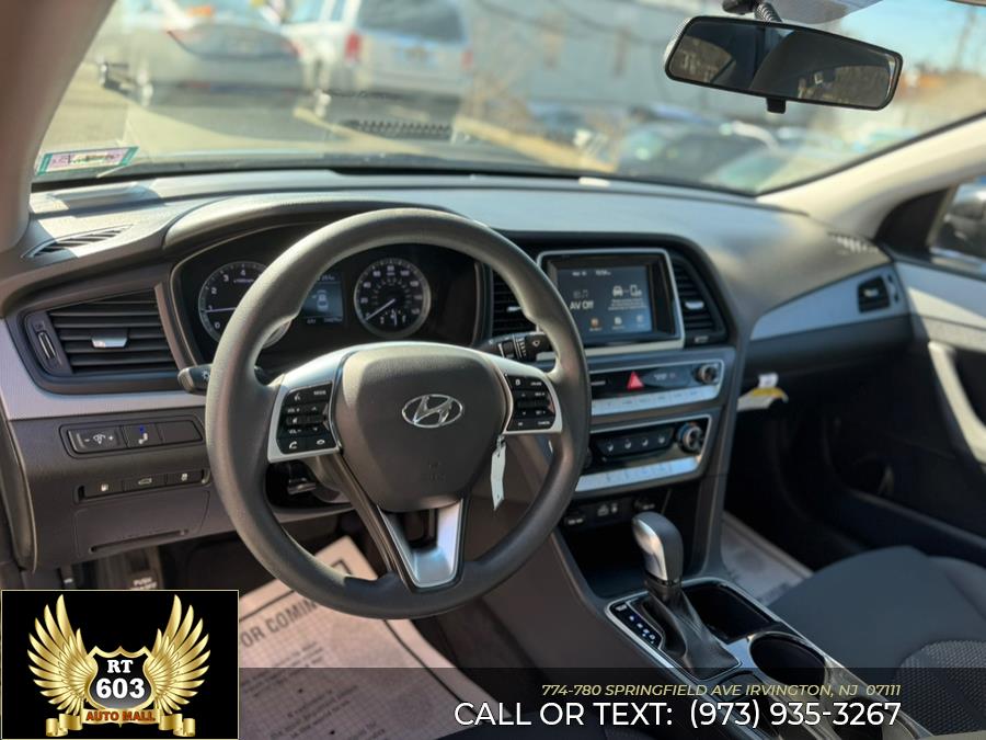 2019 Hyundai Sonata SE 2.4L photo